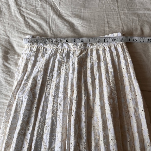 NWT Zara Cream Eyelet Embroidered Maxi Skirt XS - Picture 11 of 16
